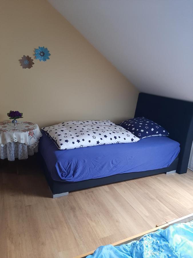 Der Kleine Bauernhof Keine Arbeiter Zadnych Pracownikow Apartman Lubiatow  Kültér fotó