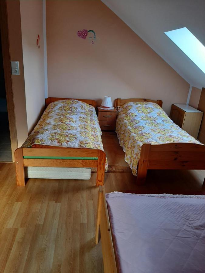 Der Kleine Bauernhof Keine Arbeiter Zadnych Pracownikow Apartman Lubiatow  Kültér fotó