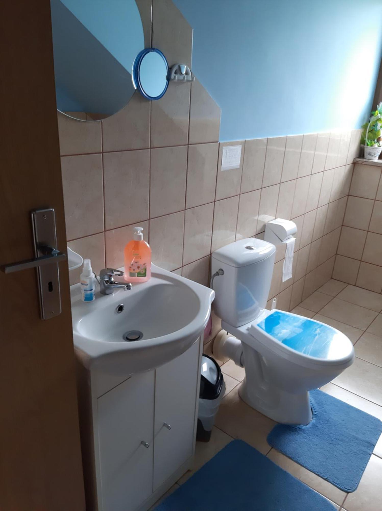 Der Kleine Bauernhof Keine Arbeiter Zadnych Pracownikow Apartman Lubiatow  Szoba fotó